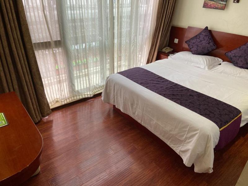 Greentree Inn Shanghai Songjiang University City New Songjiang Road Express Hotel Exteriér fotografie