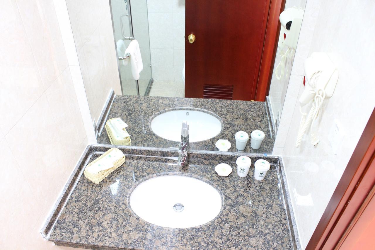 Greentree Inn Shanghai Songjiang University City New Songjiang Road Express Hotel Exteriér fotografie